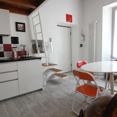 Italianway-canonica 34 Milano