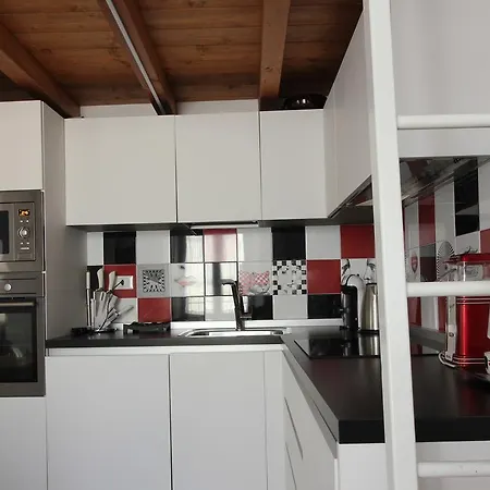Italianway-canonica 34 Daire Milano